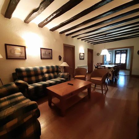 Apartamentos Lazkano I Y II Uharte-Arakil Εξωτερικό φωτογραφία