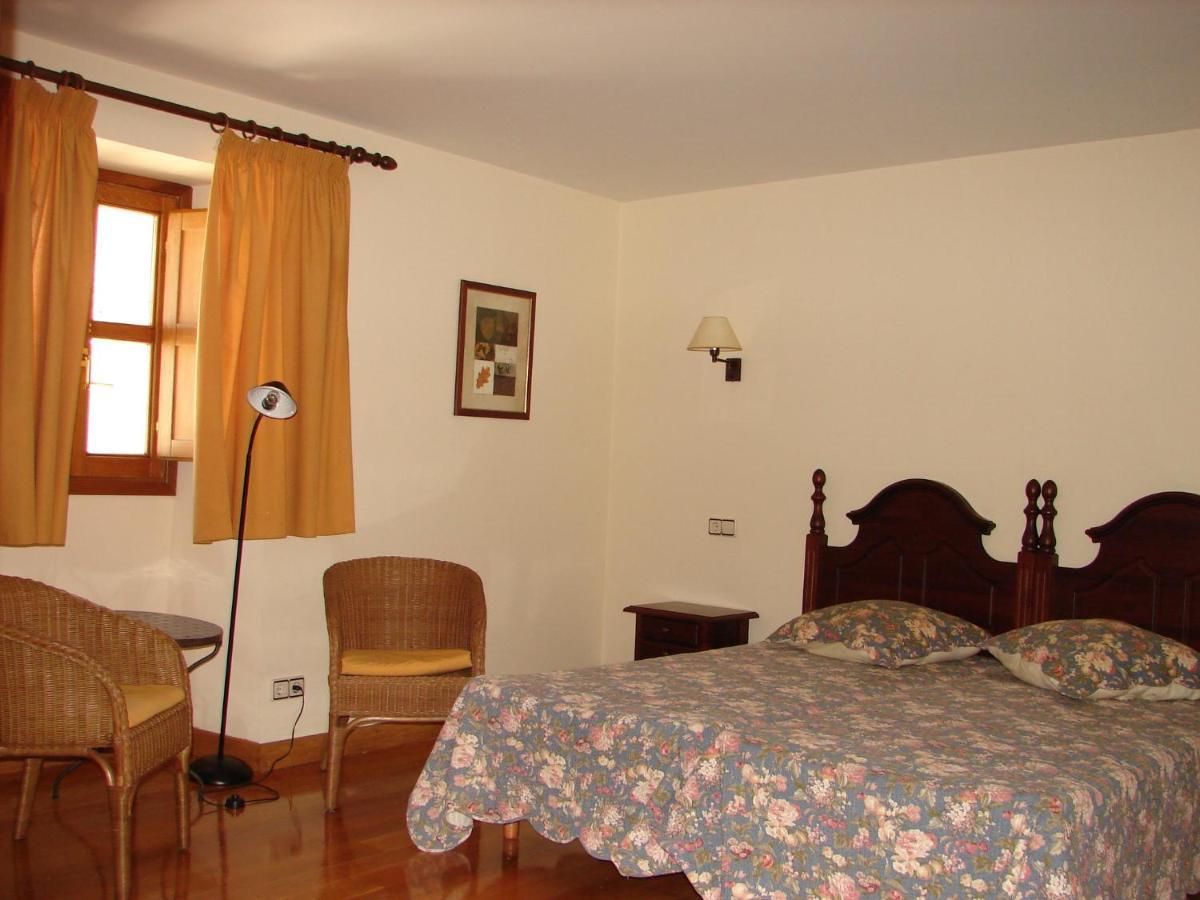 Apartamentos Lazkano I Y II Uharte-Arakil Εξωτερικό φωτογραφία